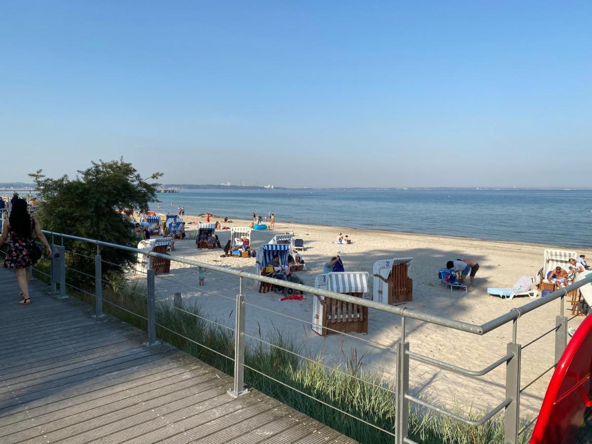 Studio Mit Panorama-Meerblick Und Direkter Strandlage In Scharbeutz Exterior photo
